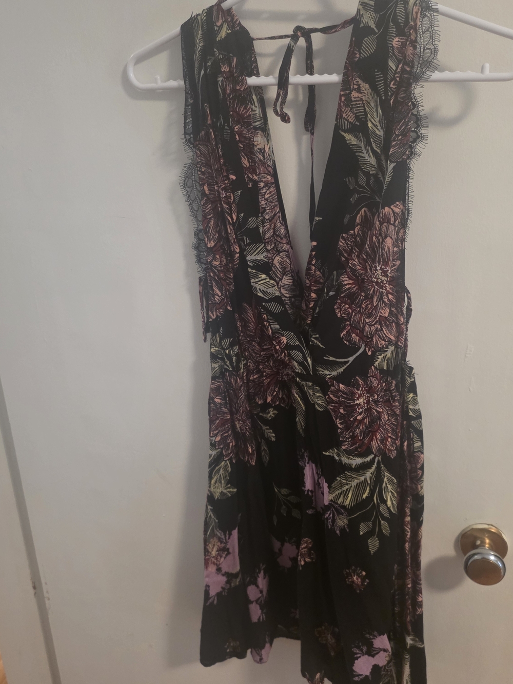 Free People Floral V-Neck Sleeveless Dress in Black and Pink SZ LRG